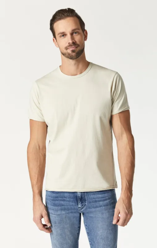 RAW EDGE NECK T-SHIRT IN PELICAN sold by Mavi