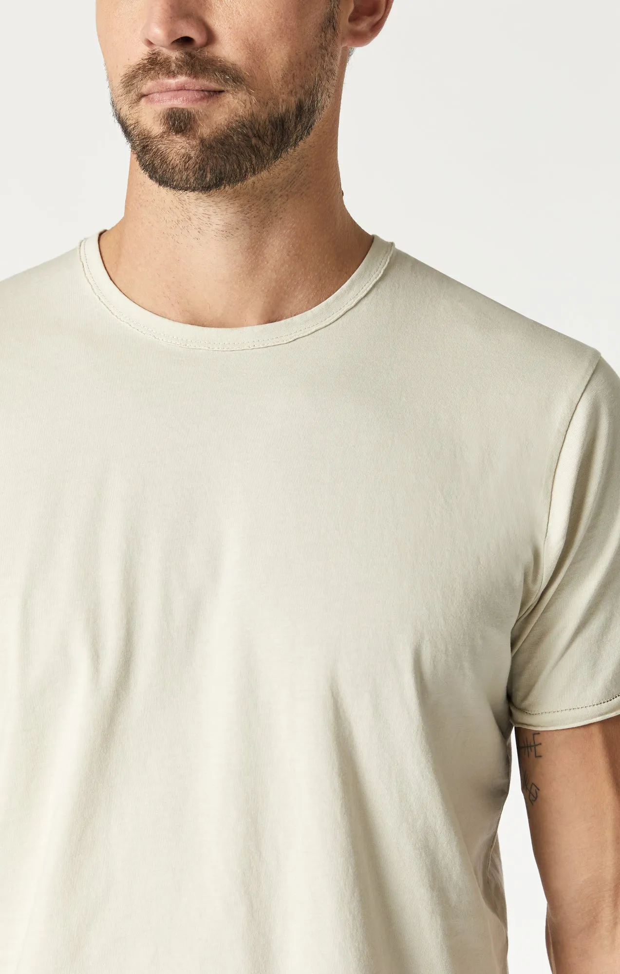 RAW EDGE NECK T-SHIRT IN PELICAN sold by Mavi product image thumbnail 4