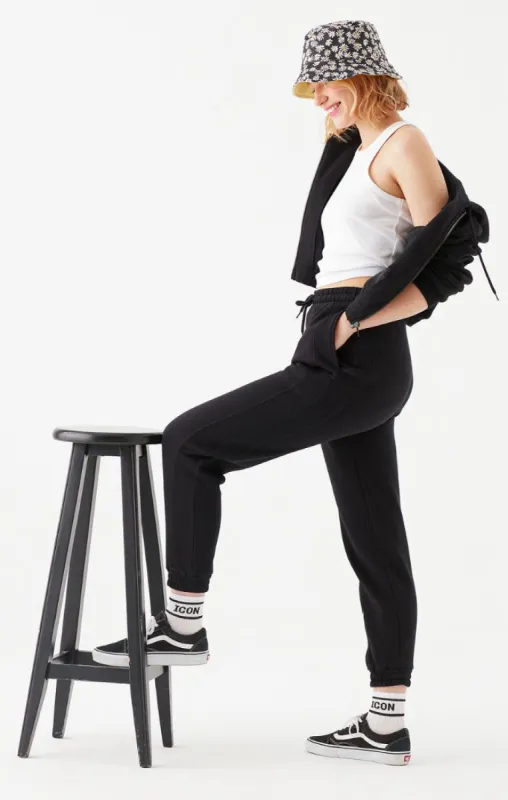 SWEATPANTS IN BLACK sold by Mavi