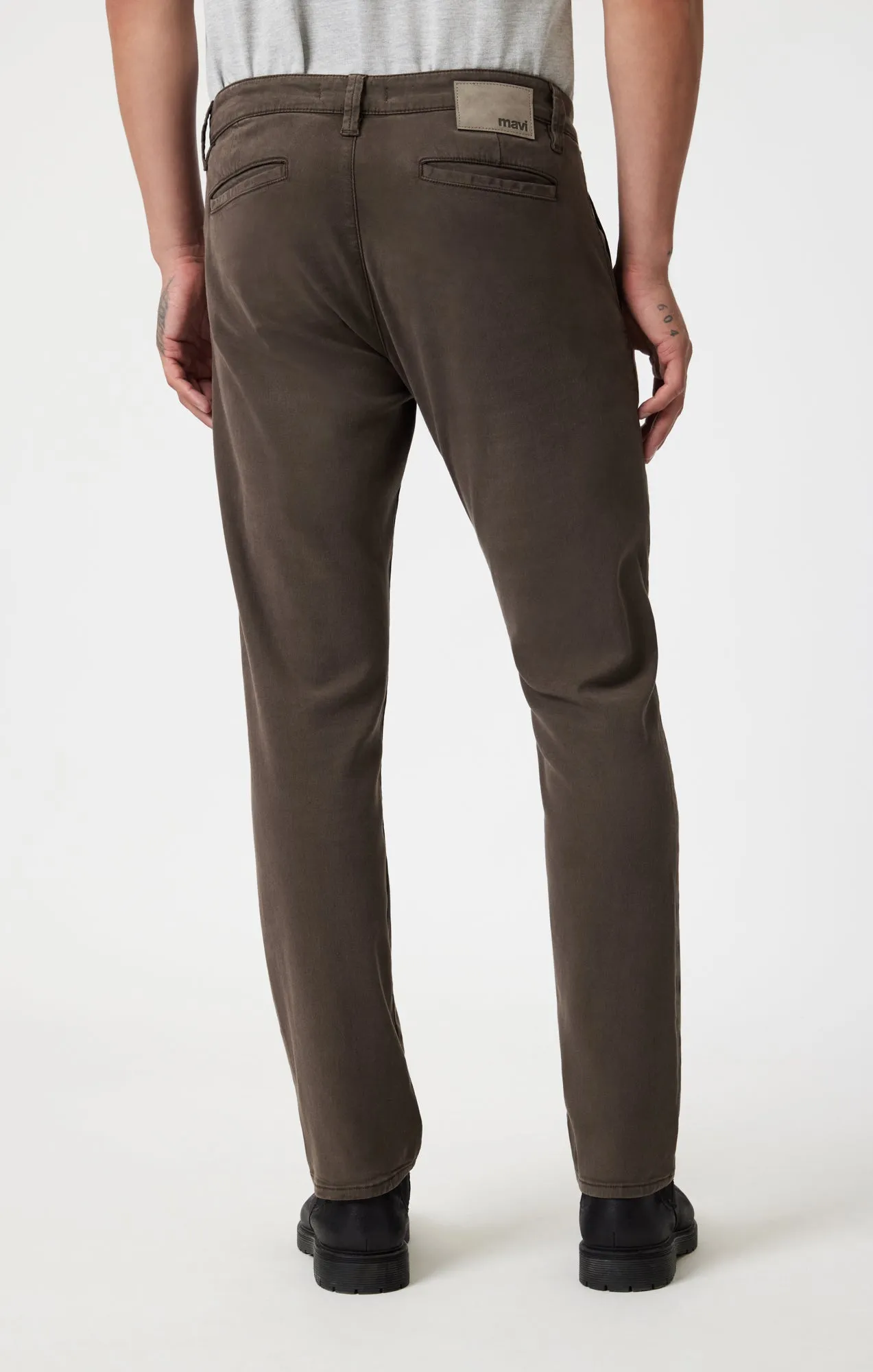 MILTON SLIM STRAIGHT CHINO IN OAK LUXE TWILL sold by Mavi product image thumbnail 5