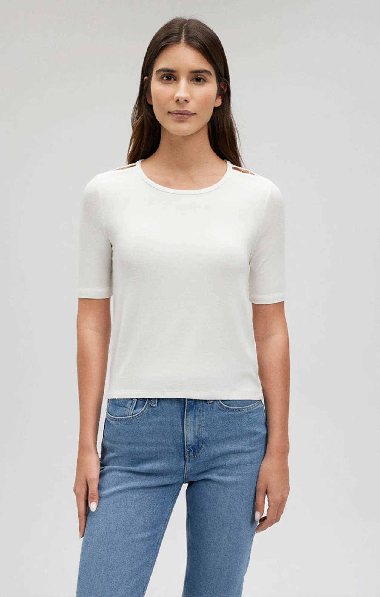 SHOULDER SLIT SHIRT IN ANTIQUE WHITE sold by Mavi product image thumbnail 3