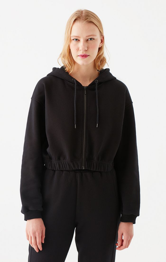 CROPPED ZIP-UP HOODIE IN BLACK sold by Mavi product image thumbnail 4