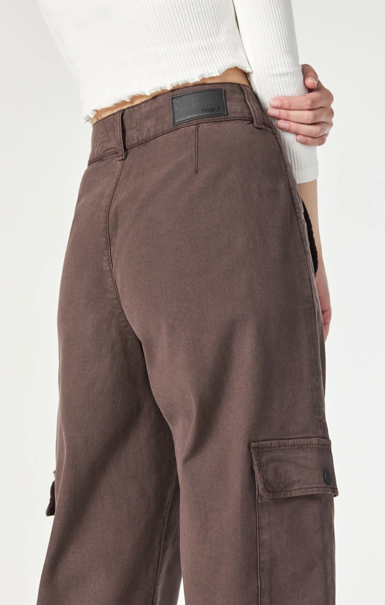 ELSIE CARGO PANTS IN JAVA LUXE TWILL sold by Mavi product image thumbnail 5