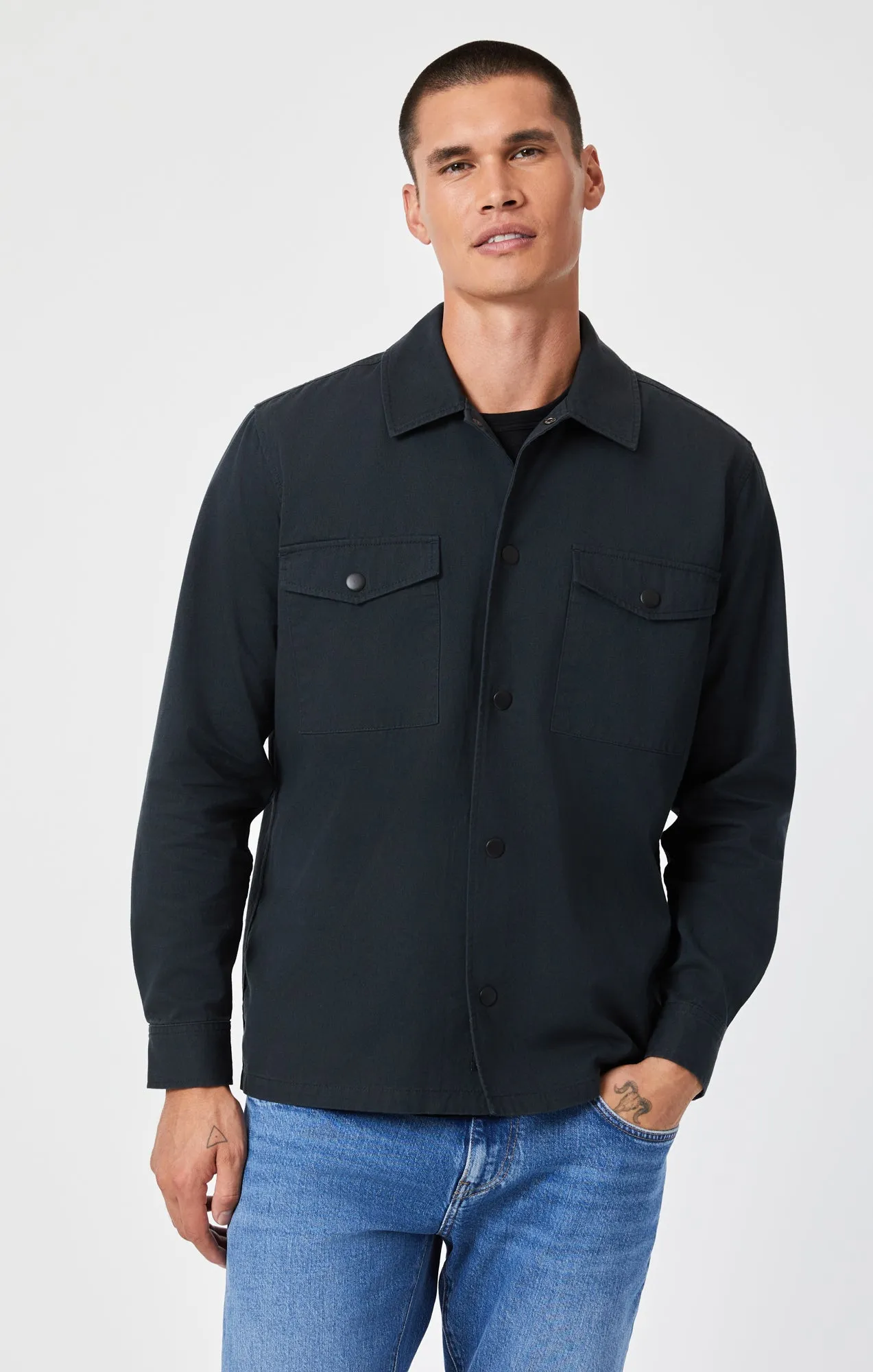 DOUBLE POCKET OVERSHIRT IN PIRATE BLACK sold by Mavi