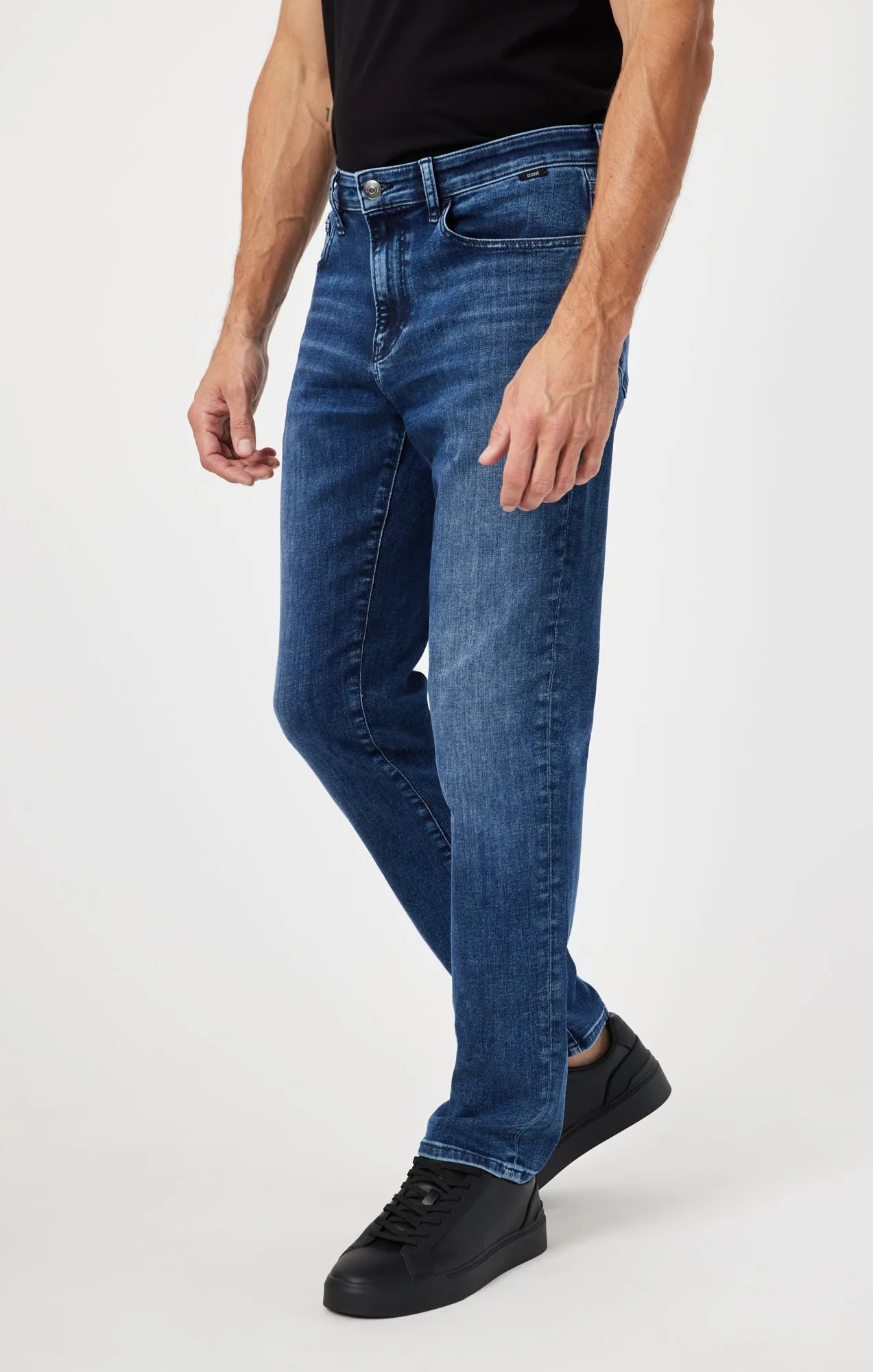 STEVE ATHLETIC FIT JEANS IN MID BLUE SUPERMOVE sold by Mavi product image thumbnail 4