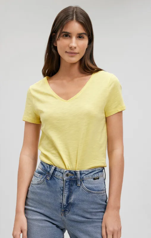 V-NECK T-SHIRT IN LEMON DROP sold by Mavi