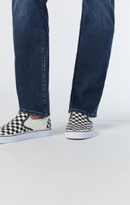 ZACH STRAIGHT LEG JEANS IN MIDNIGHT WILLIAMSBURG sold by Mavi