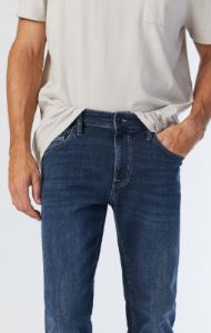 ZACH STRAIGHT LEG JEANS IN MIDNIGHT WILLIAMSBURG sold by Mavi