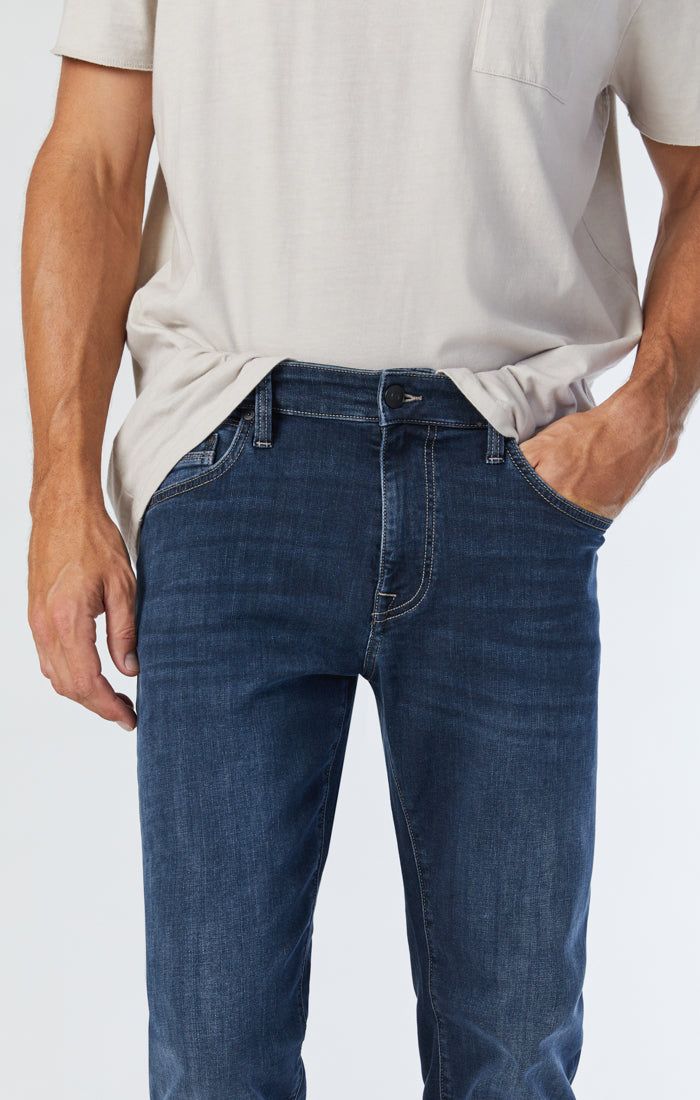 ZACH STRAIGHT LEG JEANS IN MIDNIGHT WILLIAMSBURG sold by Mavi product image thumbnail 3