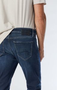 ZACH STRAIGHT LEG JEANS IN MIDNIGHT WILLIAMSBURG sold by Mavi