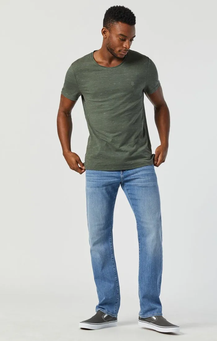 ZACH STRAIGHT LEG JEANS IN LIGHT BRUSHED WILLIAMSBURG sold by Mavi product image thumbnail 2