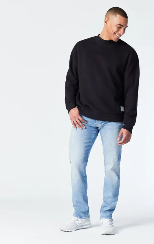 MARCUS SLIM STRAIGHT LEG IN LIGHT FOGGY FEATHER BLUE made by Mavi