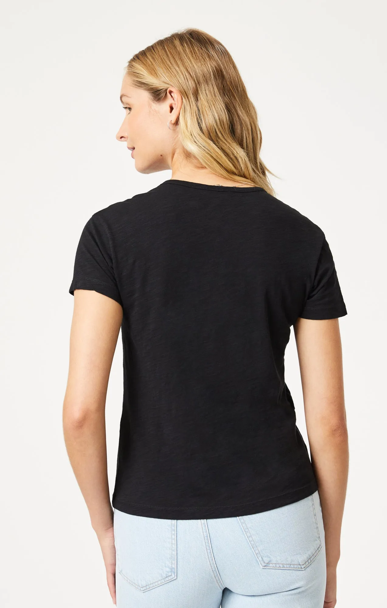 V-NECK T-SHIRT IN BLACK sold by Mavi product image thumbnail 3