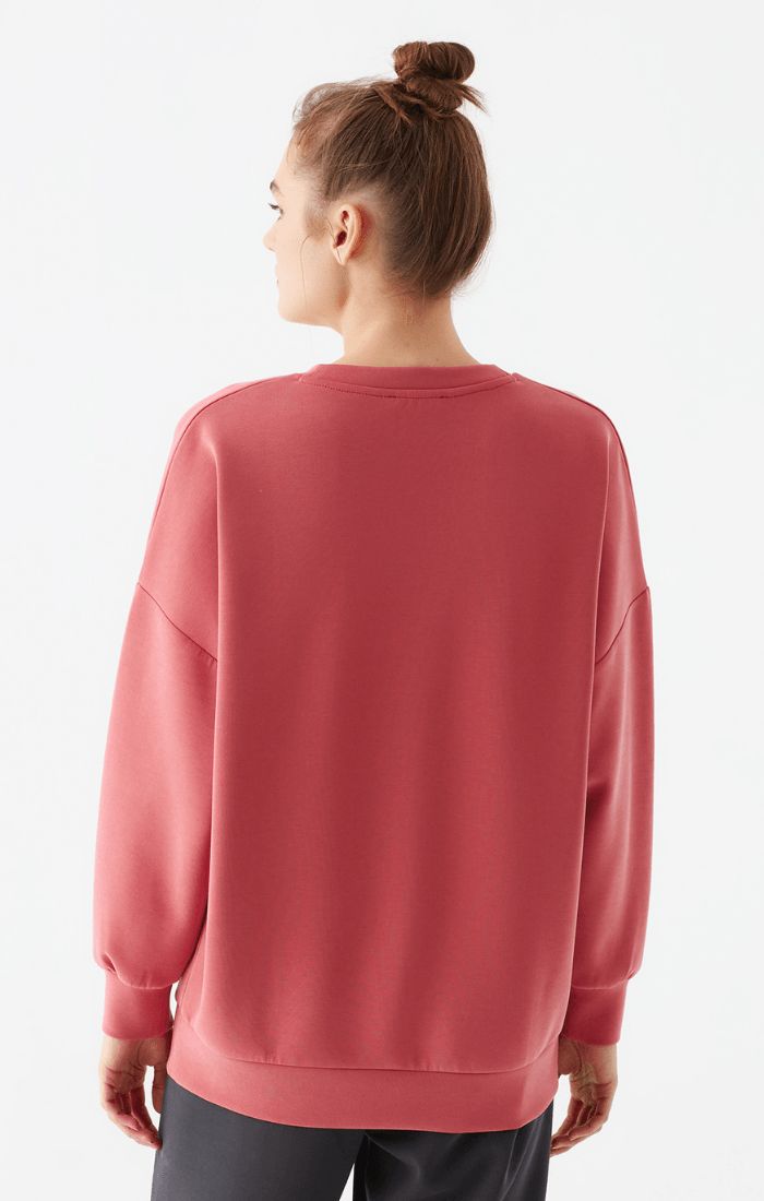 OVERSIZED CREWNECK SWEATSHIRT IN GARNET ROSE sold by Mavi product image thumbnail 3