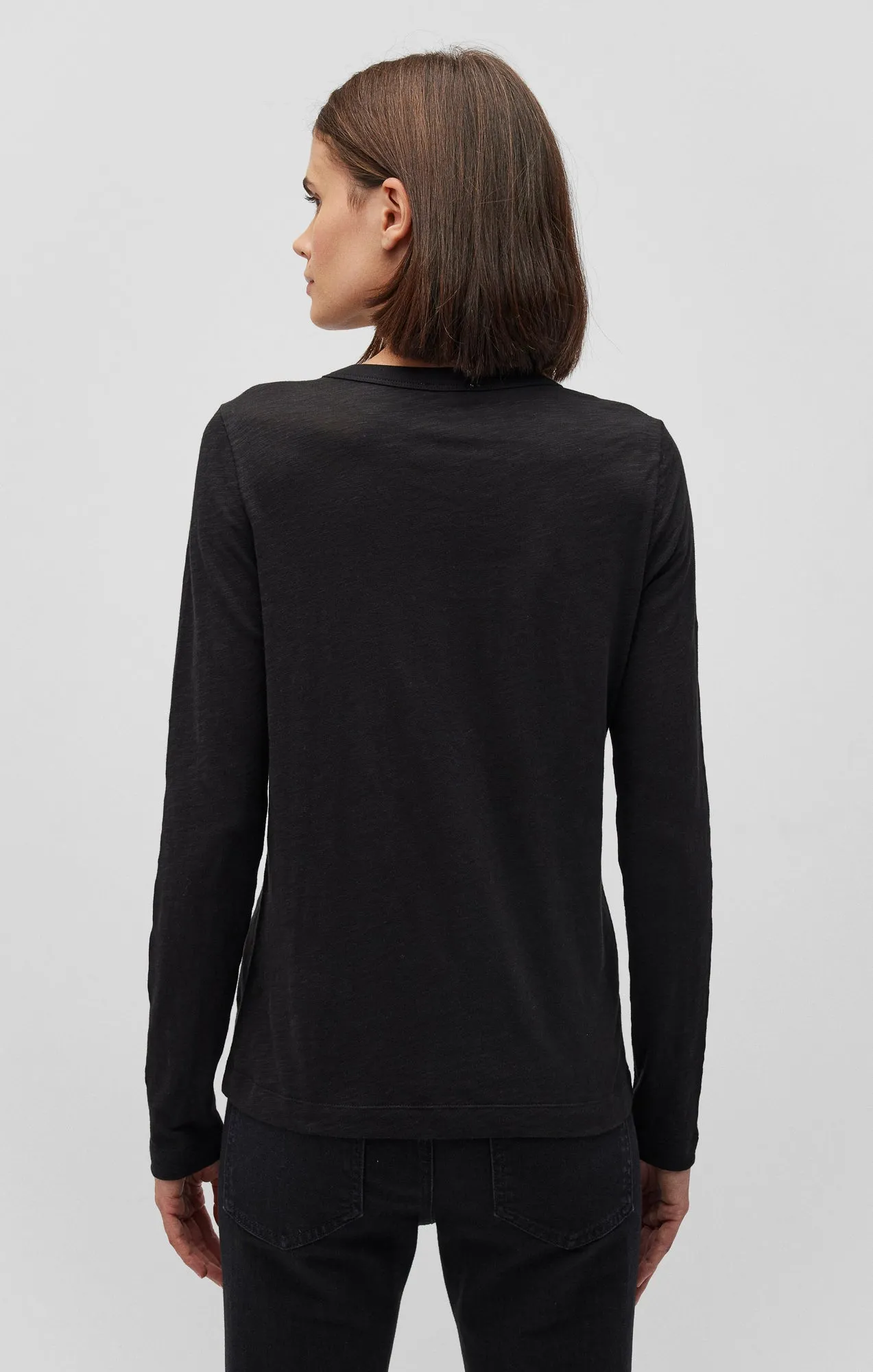 LONG SLEEVE CREW NECK T-SHIRT IN BLACK sold by Mavi product image thumbnail 3