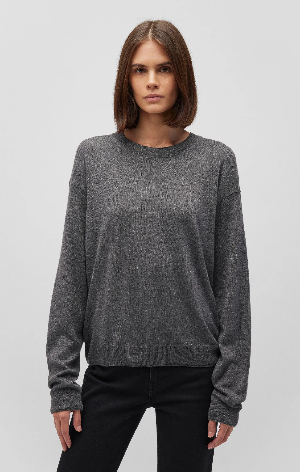 CREW NECK SWEATER IN MID GREY MELANGE sold by Mavi product image thumbnail 2