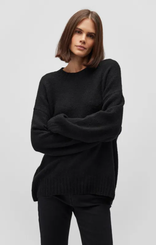FUZZY SWEATER IN BLACK sold by Mavi