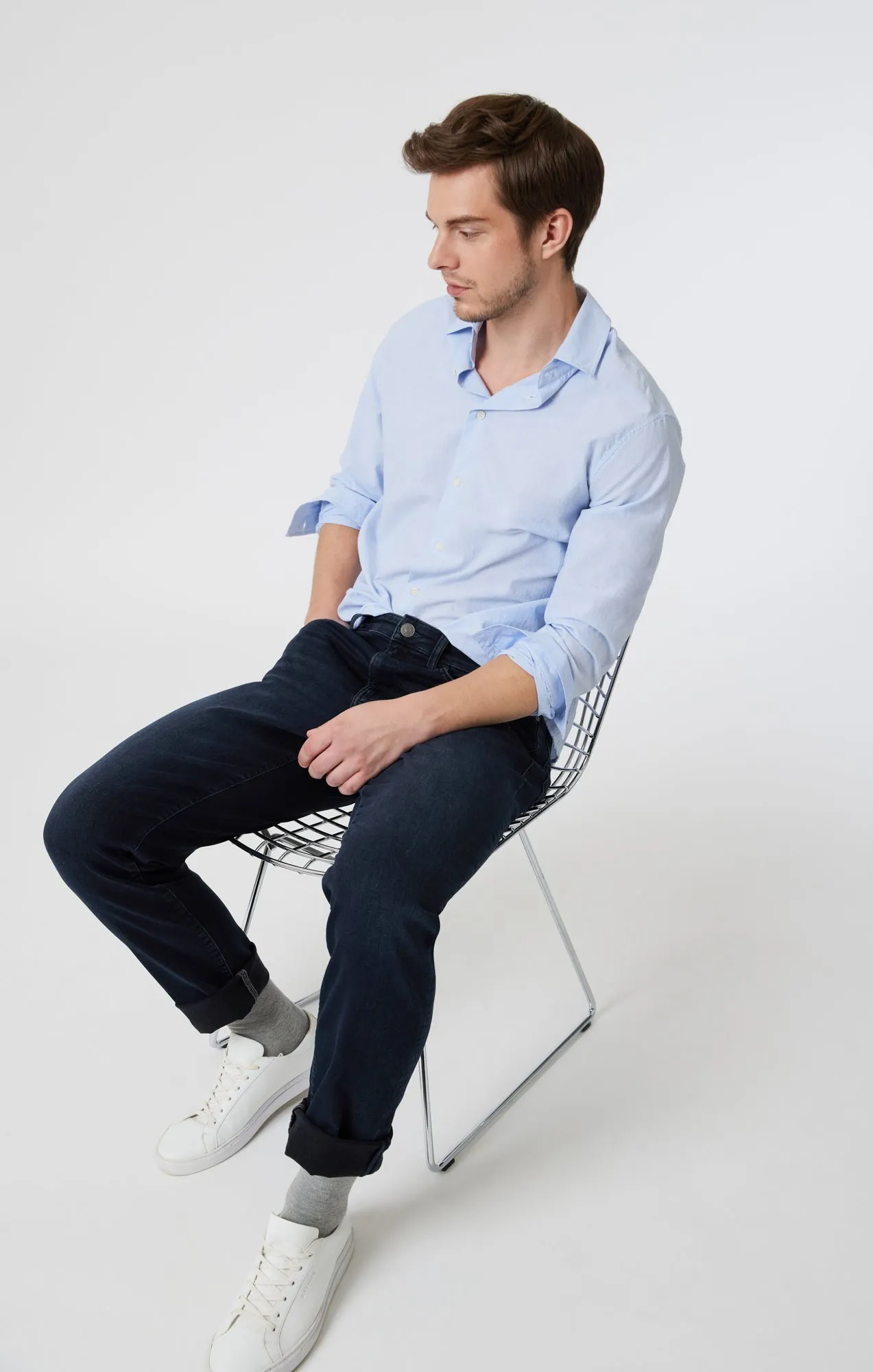 MARCUS SLIM STRAIGHT LEG IN BLUE BLACK BRUSHED SUPERMOVE sold by Mavi