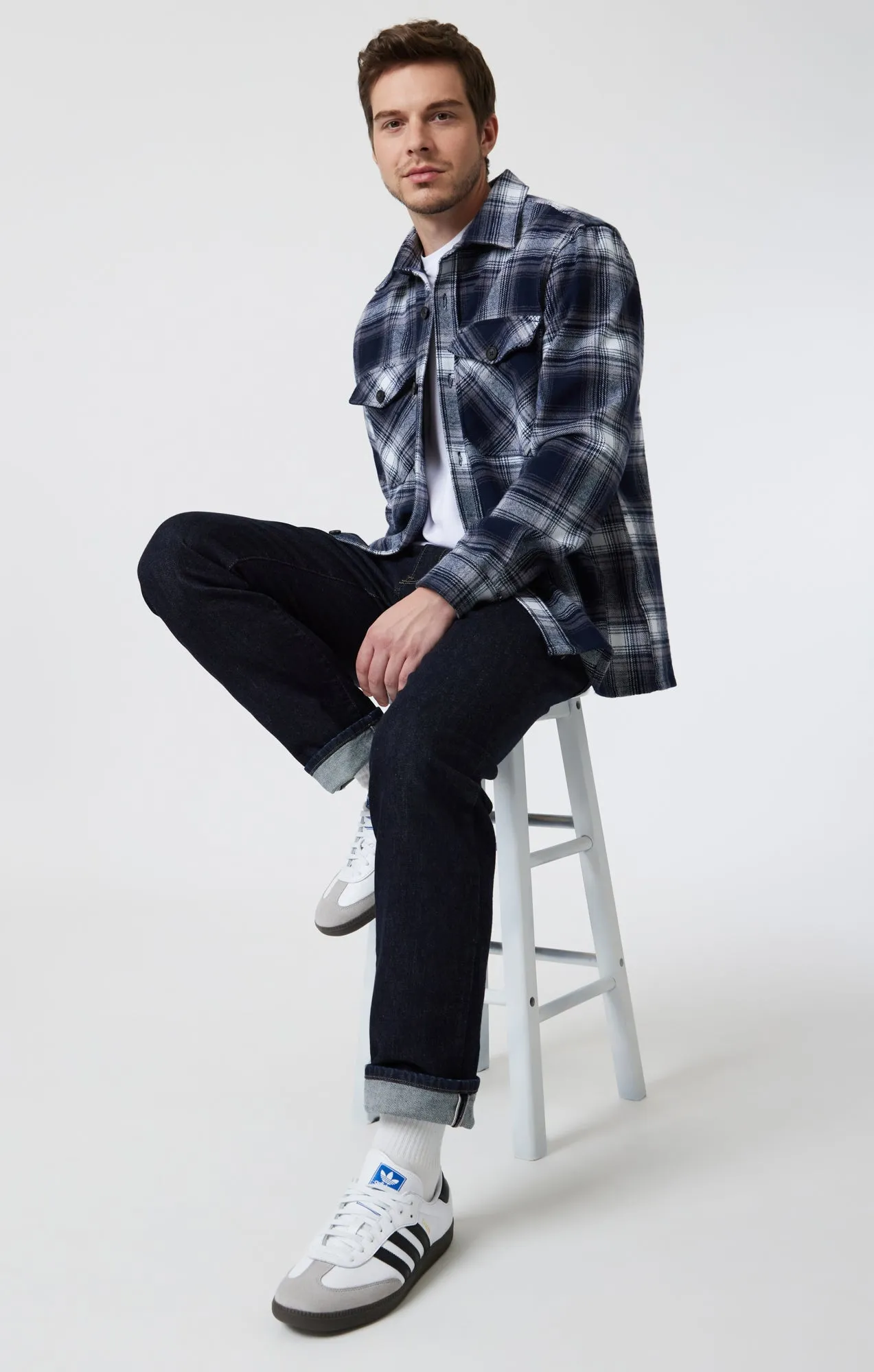 MARCUS SLIM STRAIGHT LEG IN DEEP SELVEDGE sold by Mavi product image thumbnail 2