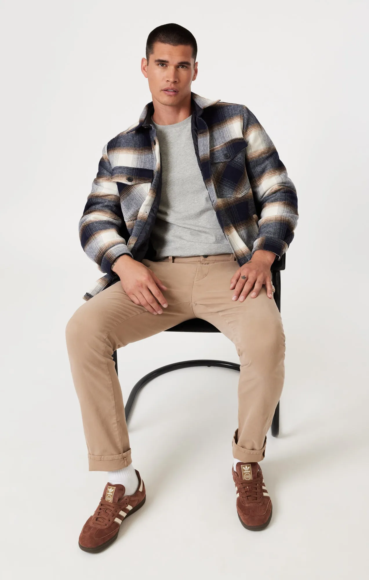 JOHNNY SLIM CHINO IN SAND CASUAL TWILL sold by Mavi product image thumbnail 2