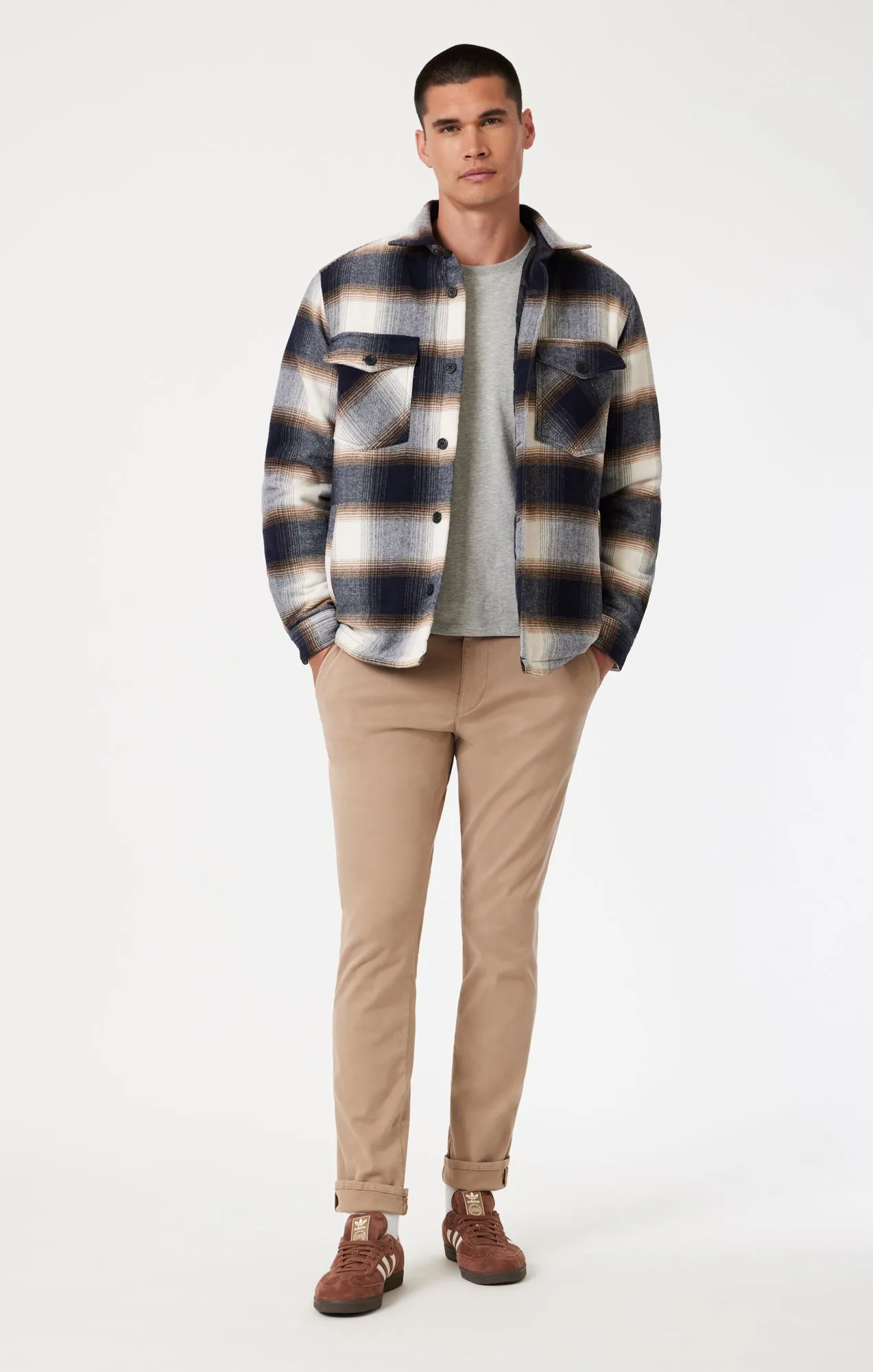 JOHNNY SLIM CHINO IN SAND CASUAL TWILL sold by Mavi