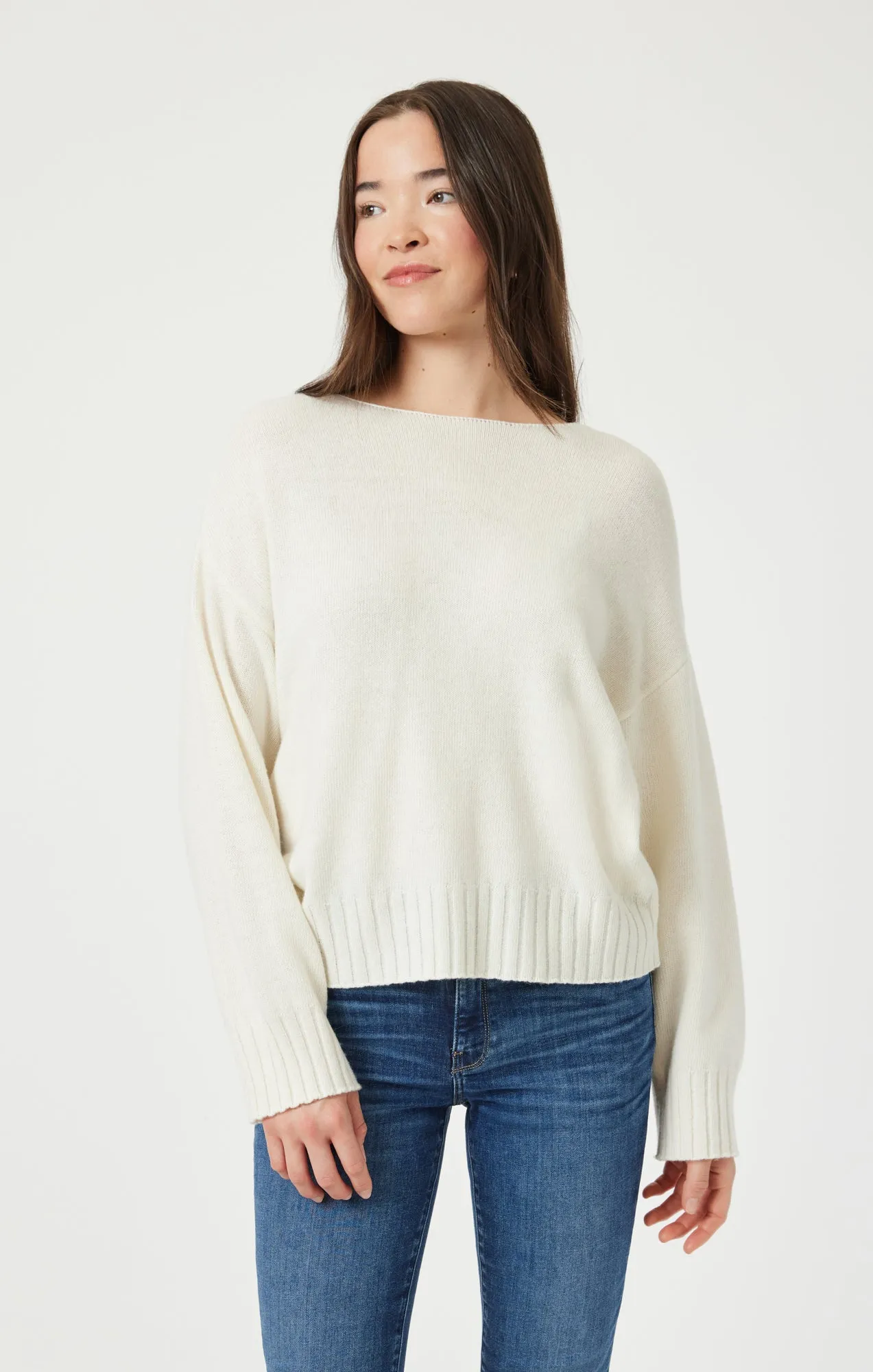 BOAT NECK SWEATER IN ANTIQUE WHITE sold by Mavi