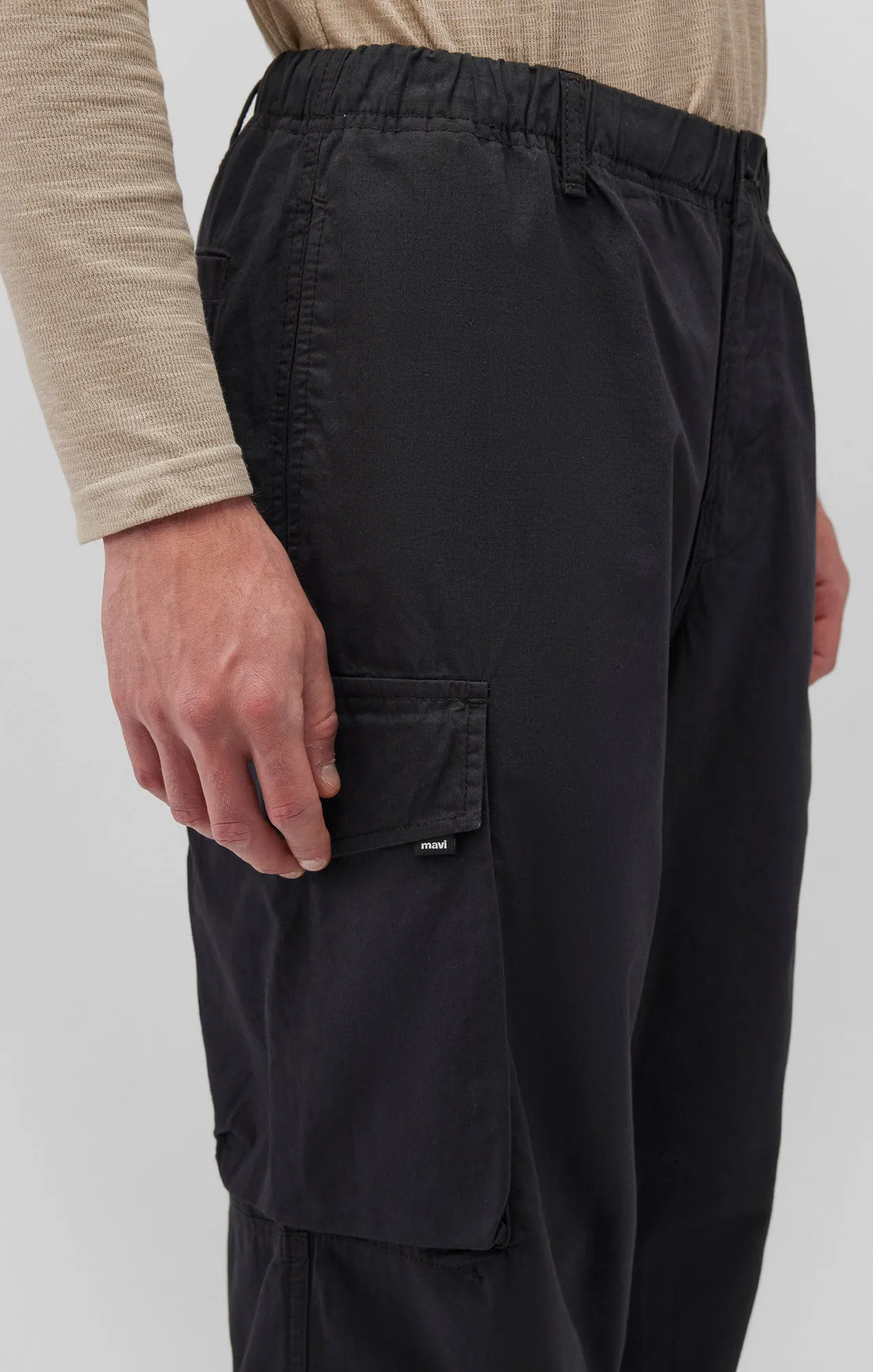 DOUBLE POCKET CARGO PANTS IN PHANTOM sold by Mavi product image thumbnail 5