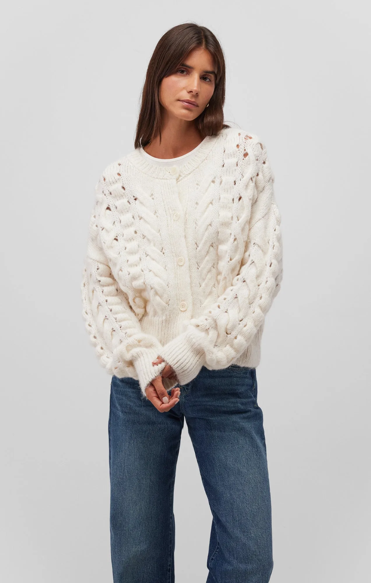 KNIT BUTTON CARDIGAN IN COCONUT MILK sold by Mavi product image thumbnail 3