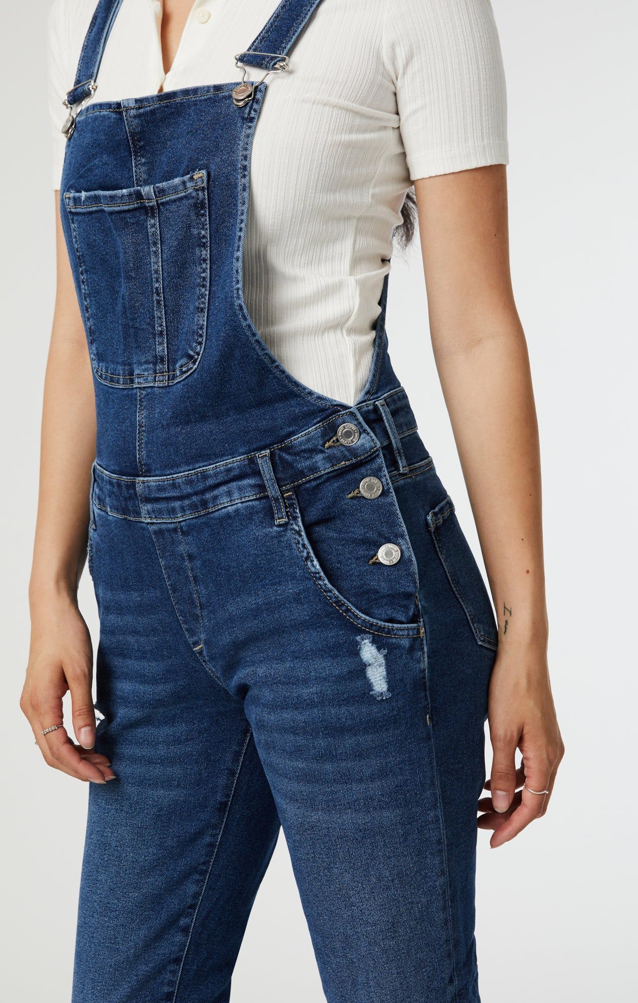 EDERA OVERALLS IN DARK RIPPED LA VINTAGE sold by Mavi product image thumbnail 7