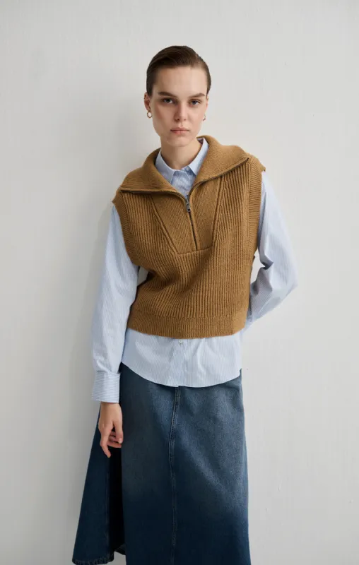 QUARTER ZIP SWEATER VEST IN TIGER'S EYE sold by Mavi