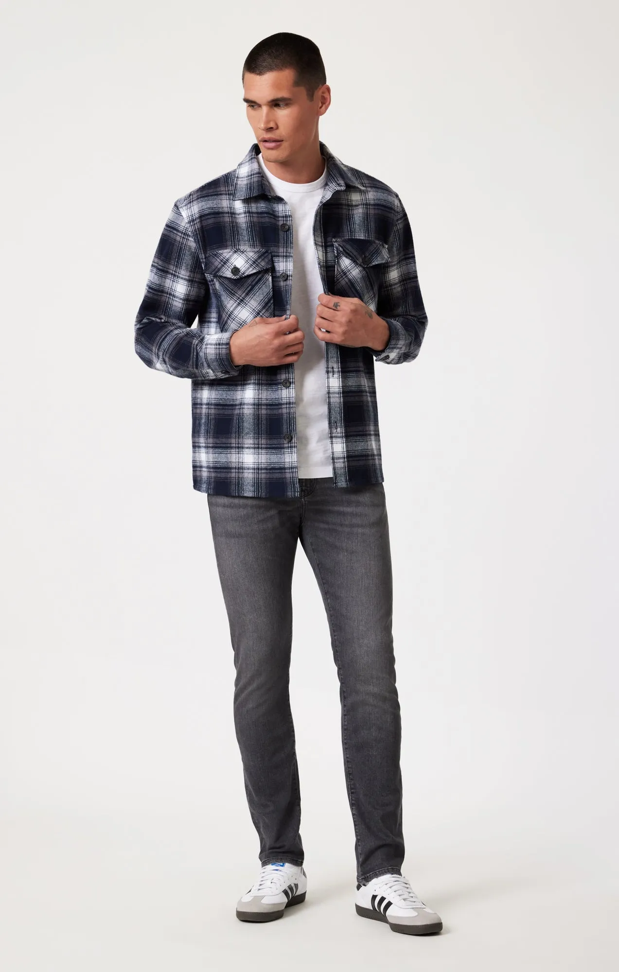 ZACH STRAIGHT LEG IN MID SMOKE SUPERMOVE sold by Mavi