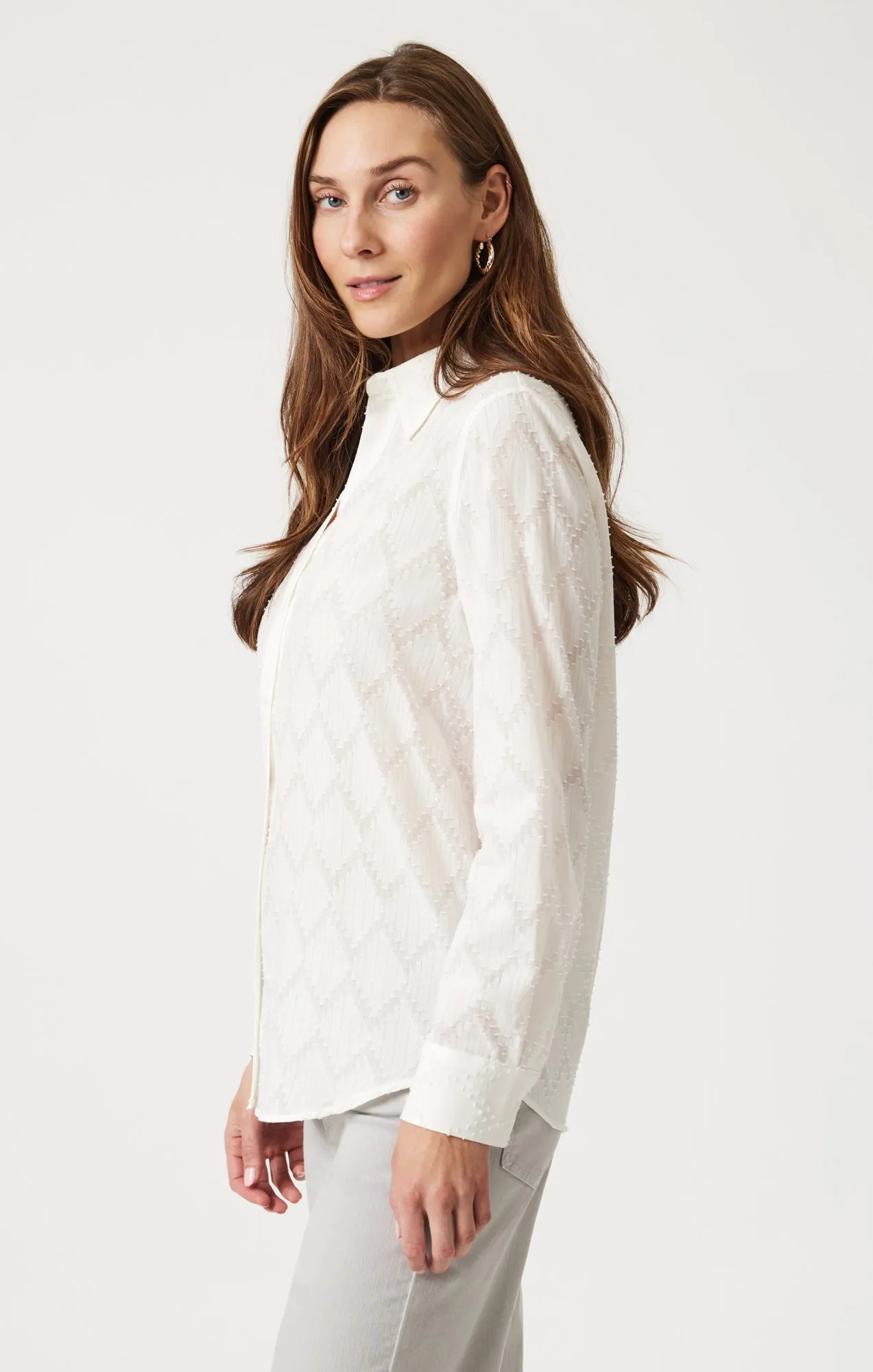 SHEER TEXTURED BUTTON-UP SHIRT IN ANTIQUE WHITE sold by Mavi product image thumbnail 3
