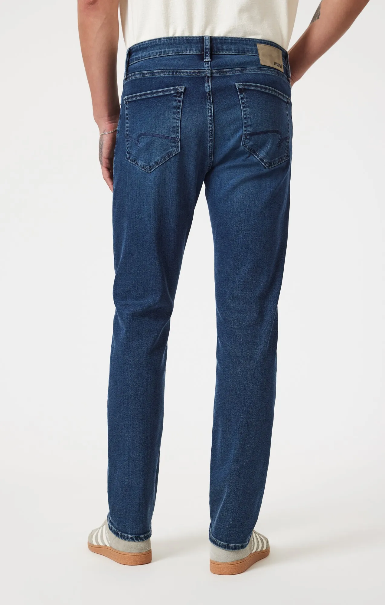 ZACH STRAIGHT LEG IN DEEP USED SUPERMOVE sold by Mavi product image thumbnail 4