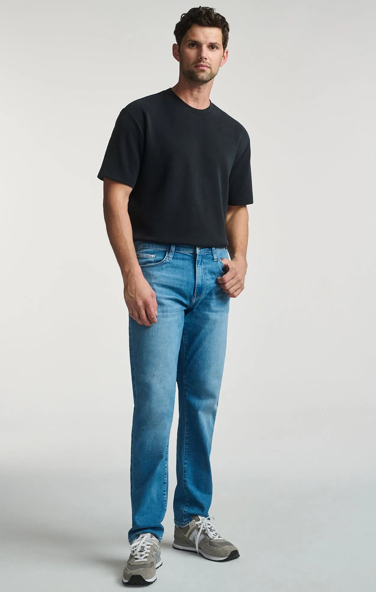 ZACH STRAIGHT LEG IN MID BRUSHED FEATHER BLUE sold by Mavi