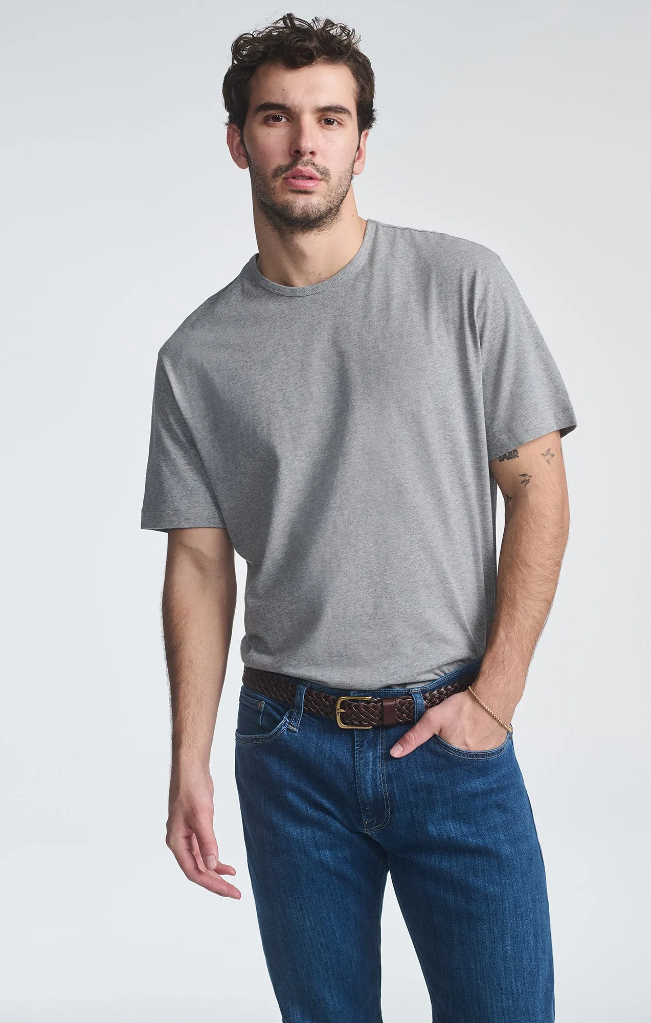 MARCUS SLIM STRAIGHT LEG IN DARK BRUSHED SUPERMOVE sold by Mavi product image thumbnail 4