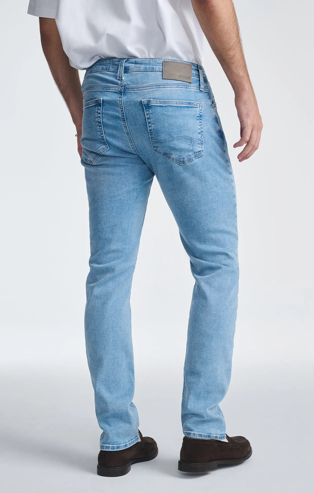 MARCUS SLIM STRAIGHT LEG IN AQUA BLUE FEATHER BLUE sold by Mavi product image thumbnail 4