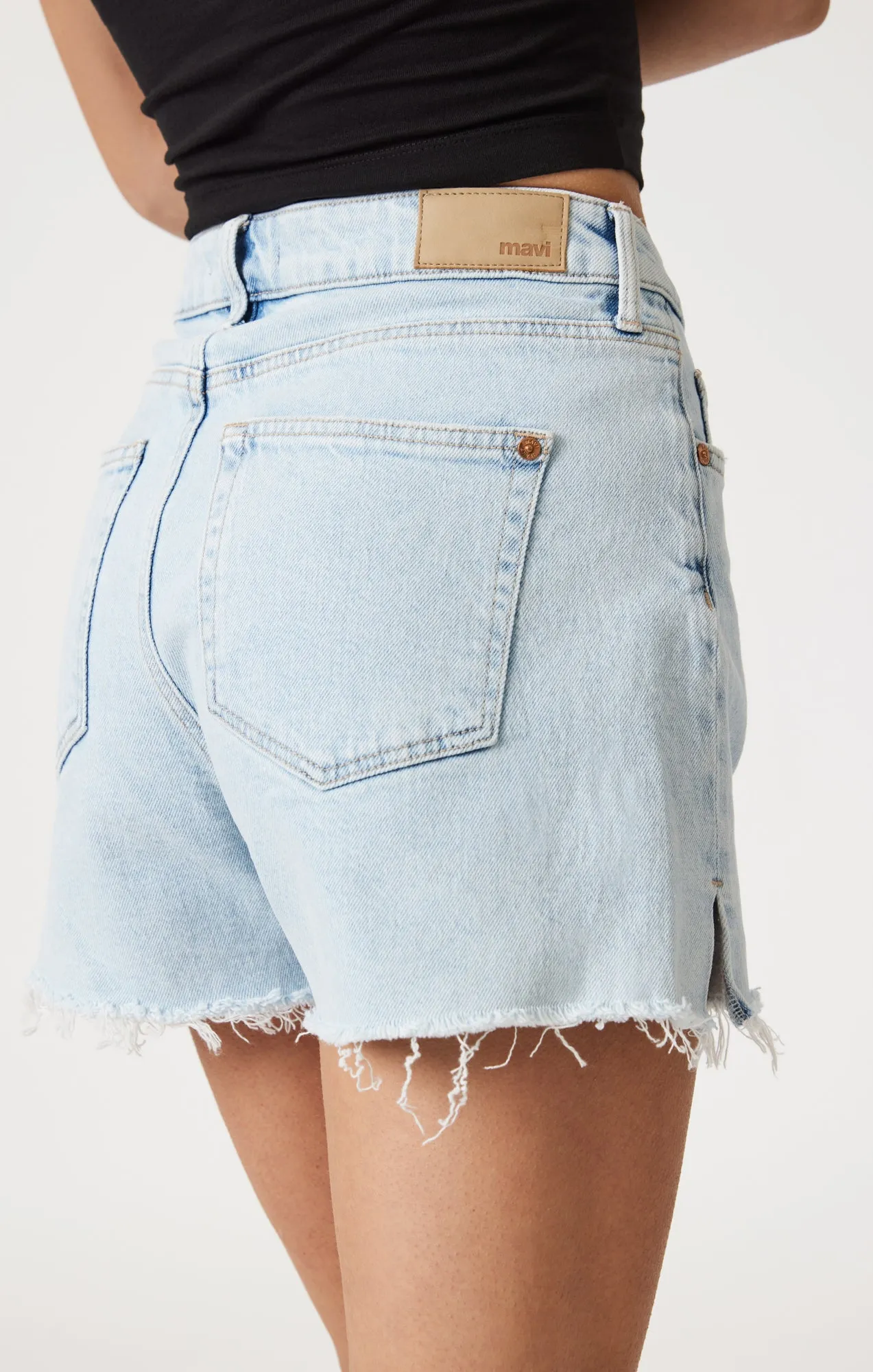 HEIDI SHORTS IN BLEACHED 90'S sold by Mavi product image thumbnail 4