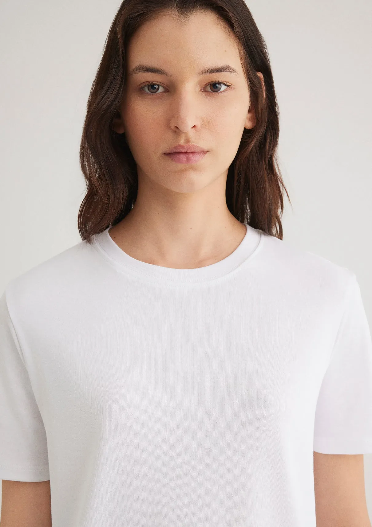 CASUAL SHORT SLEEVE CREW NECK T-SHIRT IN WHITE sold by Mavi product image thumbnail 4