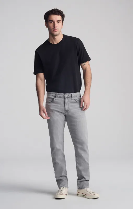 MARCUS SLIM STRAIGHT LEG IN ICE GREY FEATHER BLUE sold by Mavi