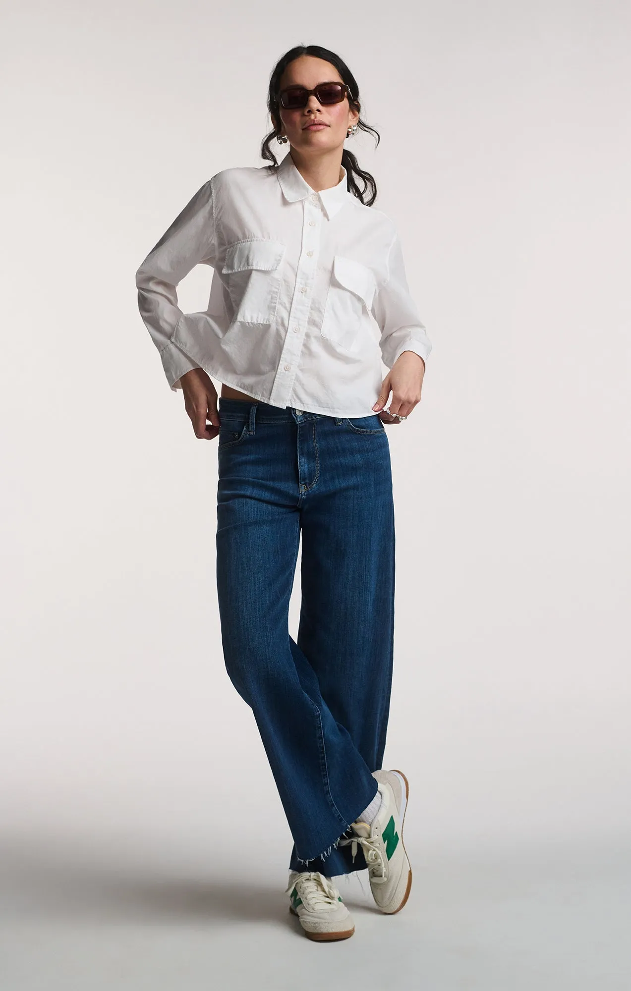 DOUBLE POCKET CROPPED BUTTON-UP SHIRT IN WHITE sold by Mavi product image thumbnail 3