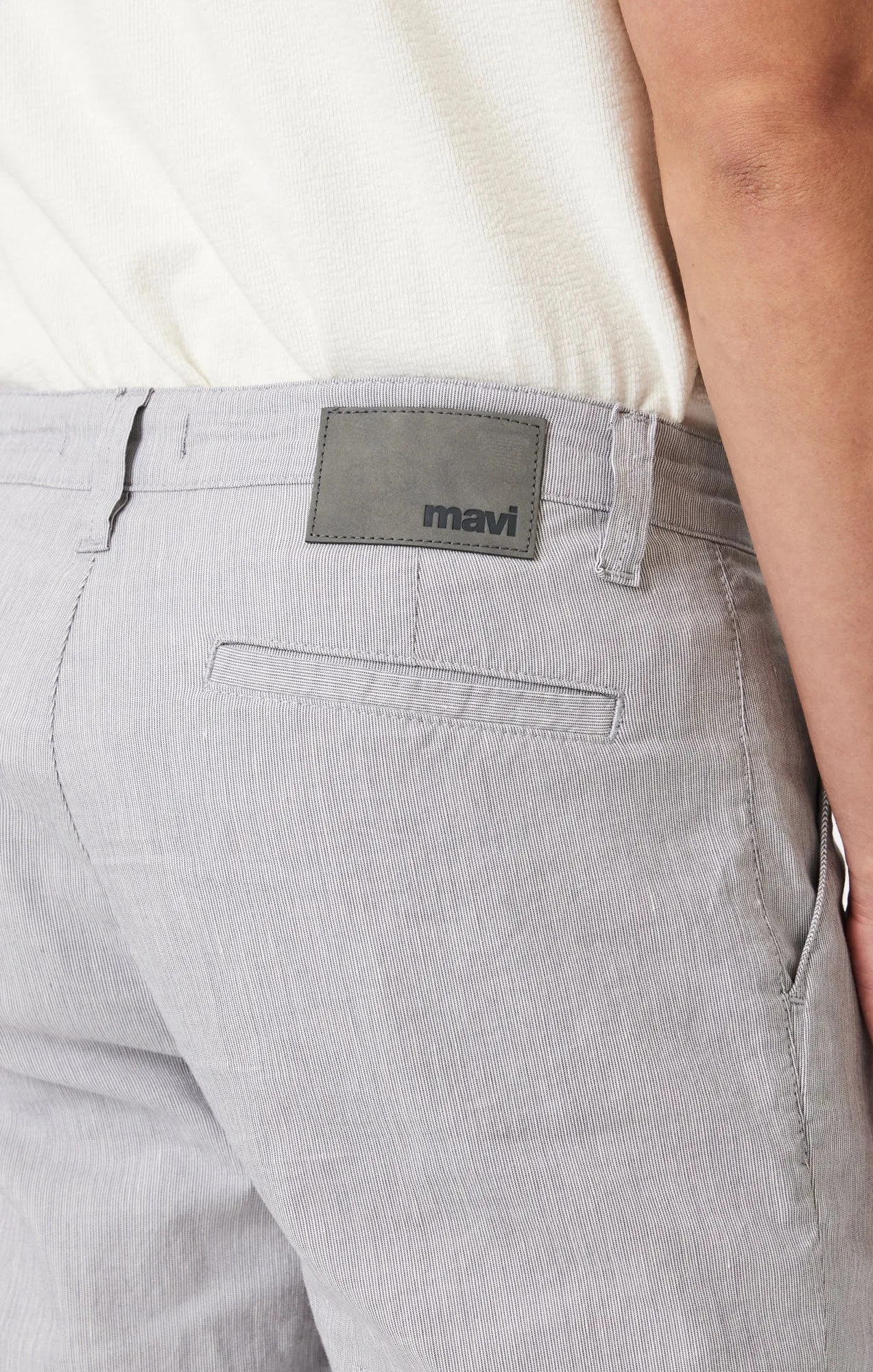 NOAH SHORTS IN LIGHT GREY LINEN STRIPE sold by Mavi product image thumbnail 4