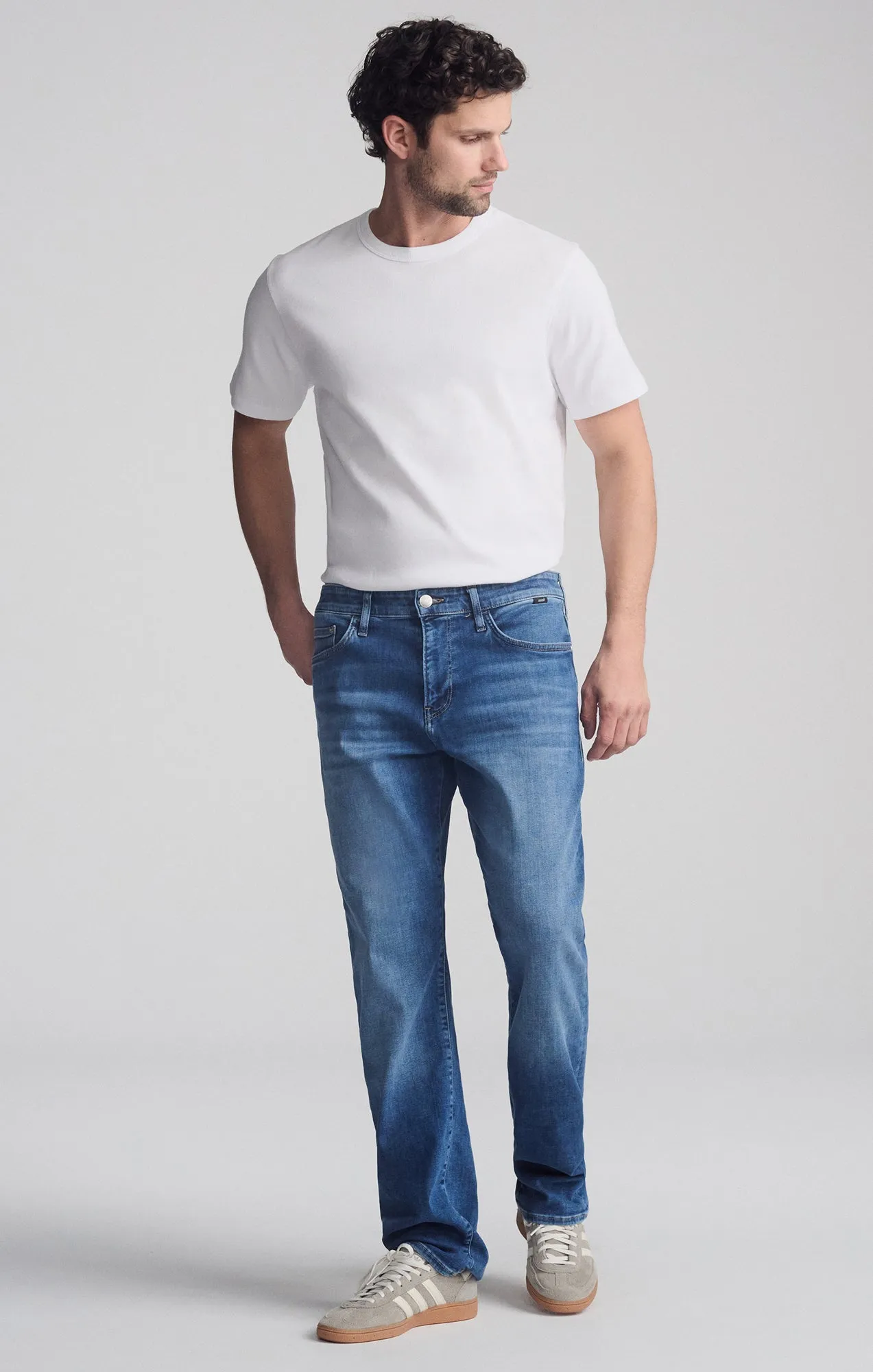 MATT RELAXED STRAIGHT LEG IN DARK BRUSHED FEATHER BLUE sold by Mavi product image thumbnail 4