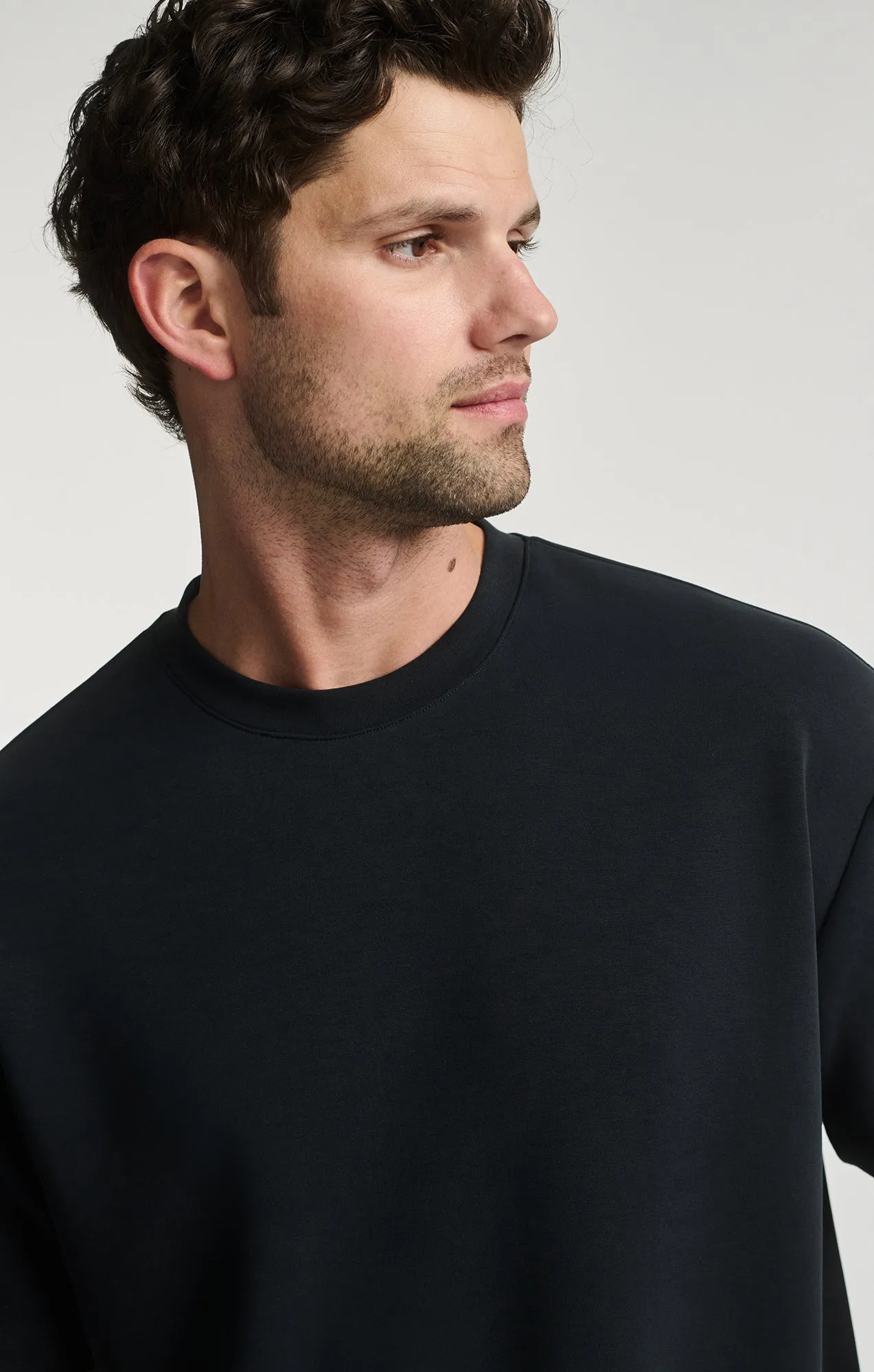 SHORT SLEEVE CREW NECK T-SHIRT IN JET BLACK sold by Mavi product image thumbnail 3
