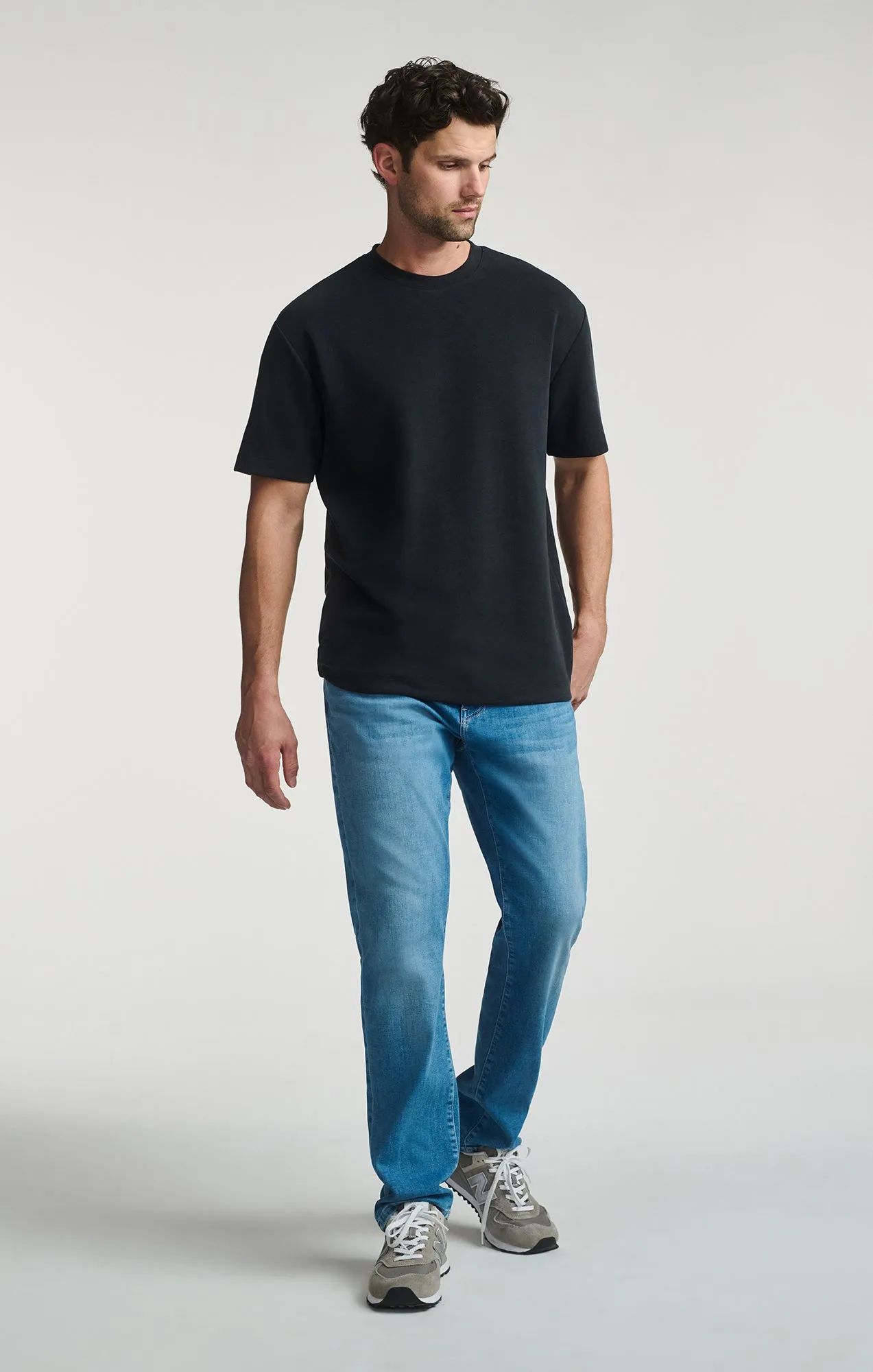 SHORT SLEEVE CREW NECK T-SHIRT IN JET BLACK sold by Mavi product image thumbnail 4
