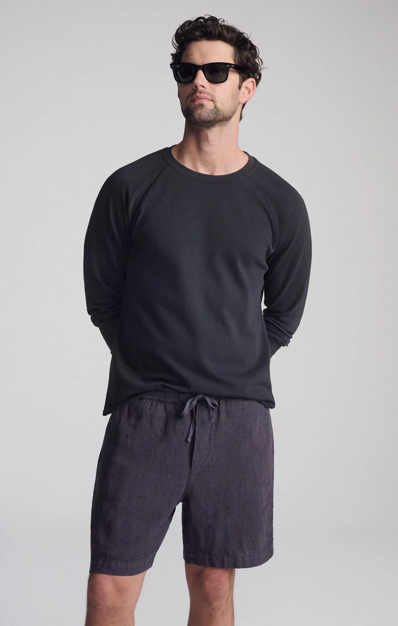 JERSEY LONG SLEEVE T-SHIRT IN PIRATE BLACK sold by Mavi