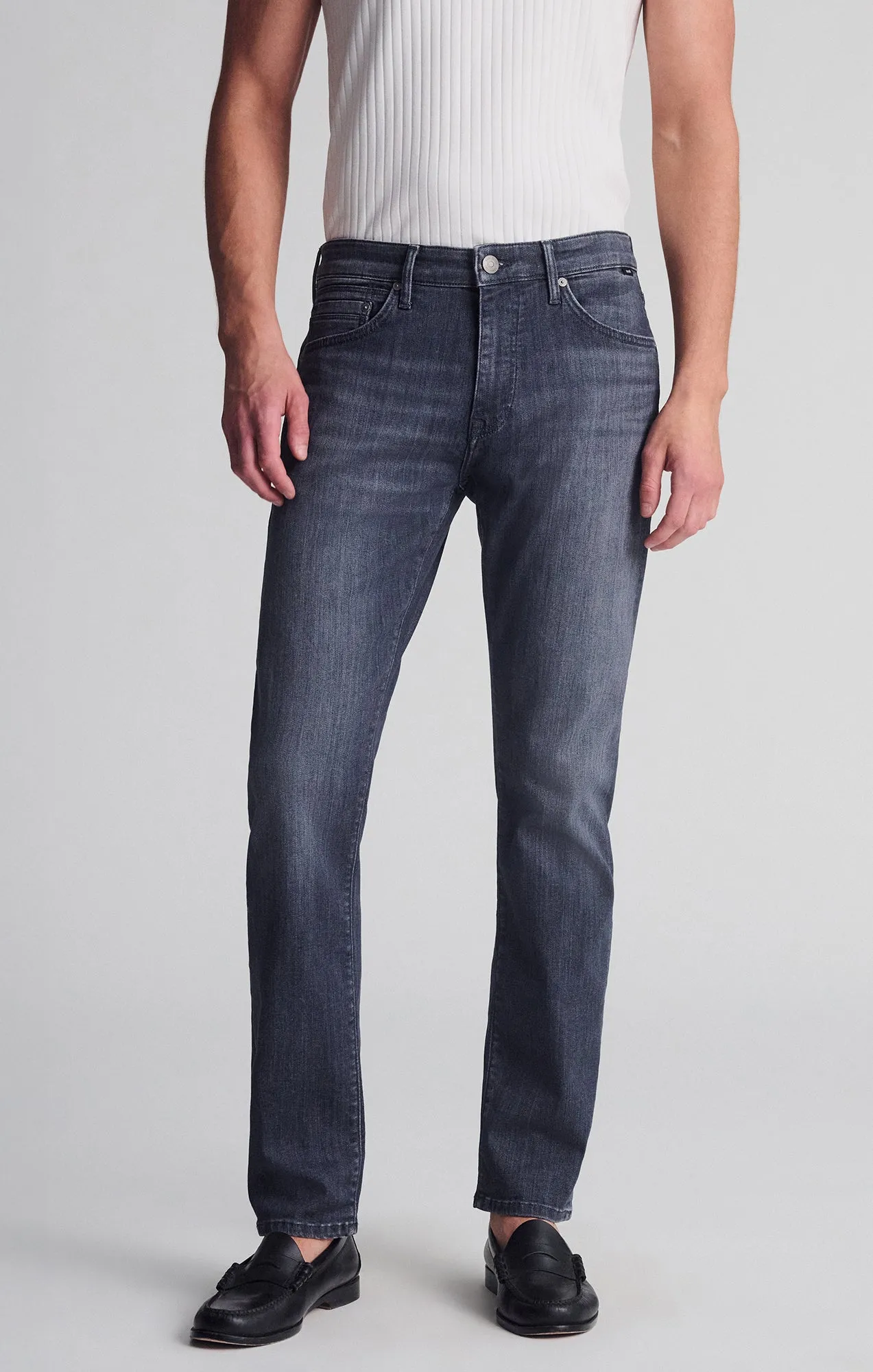 JAKE SLIM LEG IN DARK SMOKE WILLIAMSBURG sold by Mavi product image thumbnail 4