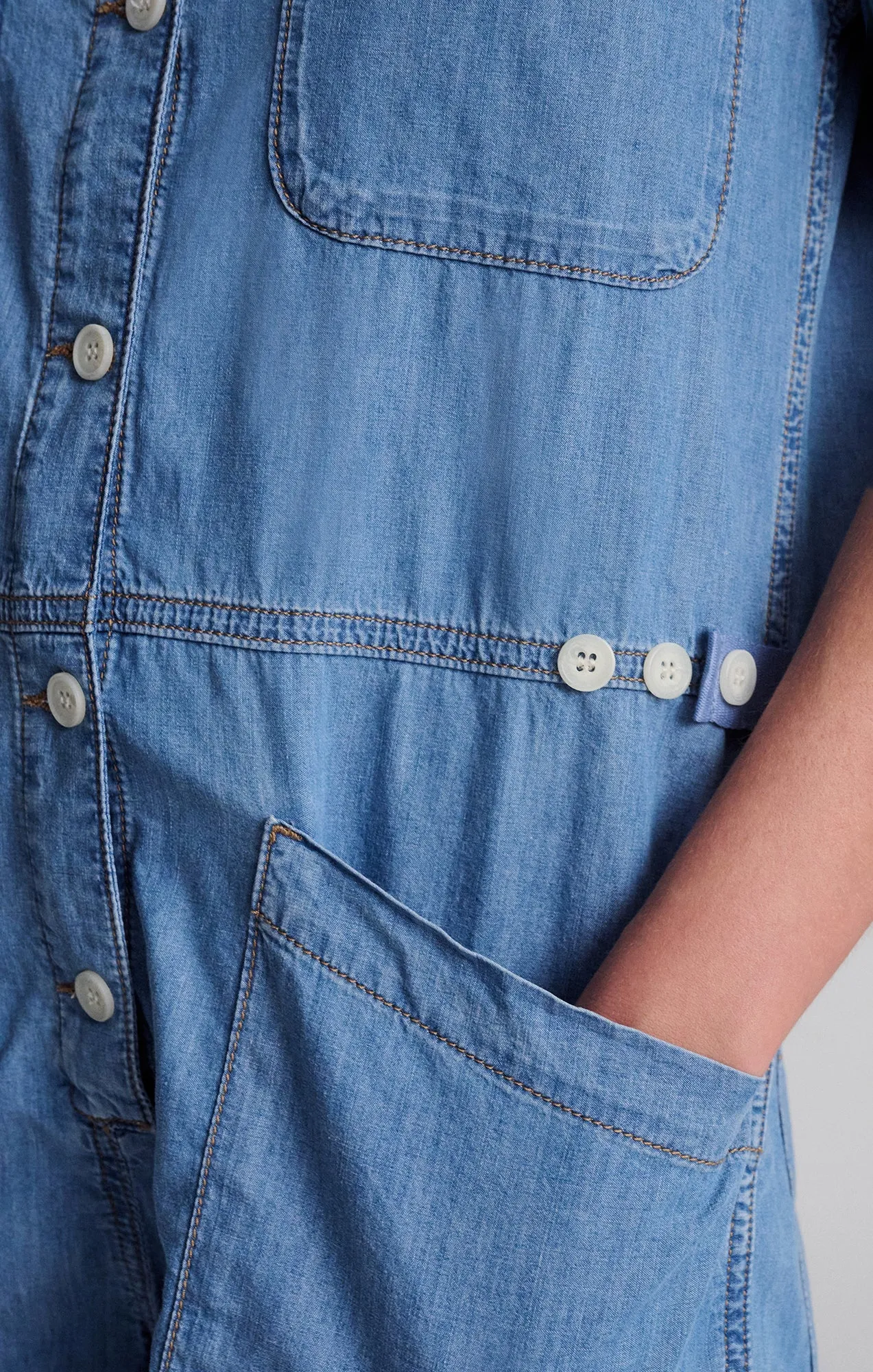 NOREEN DENIM ROMPER IN MID VINTAGE LIGHT DENIM sold by Mavi product image thumbnail 5