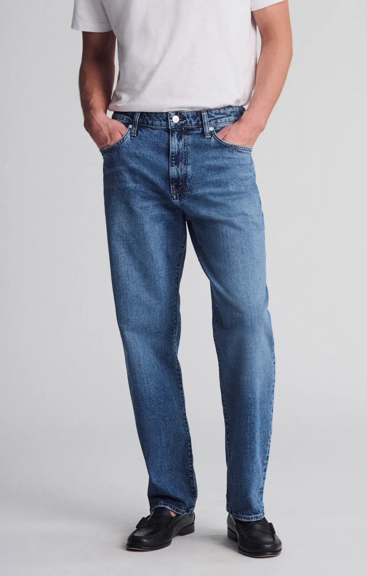 MARCEL LOOSE STRAIGHT LEG IN MID BRUSHED CLASSIC BLUE sold by Mavi product image thumbnail 5