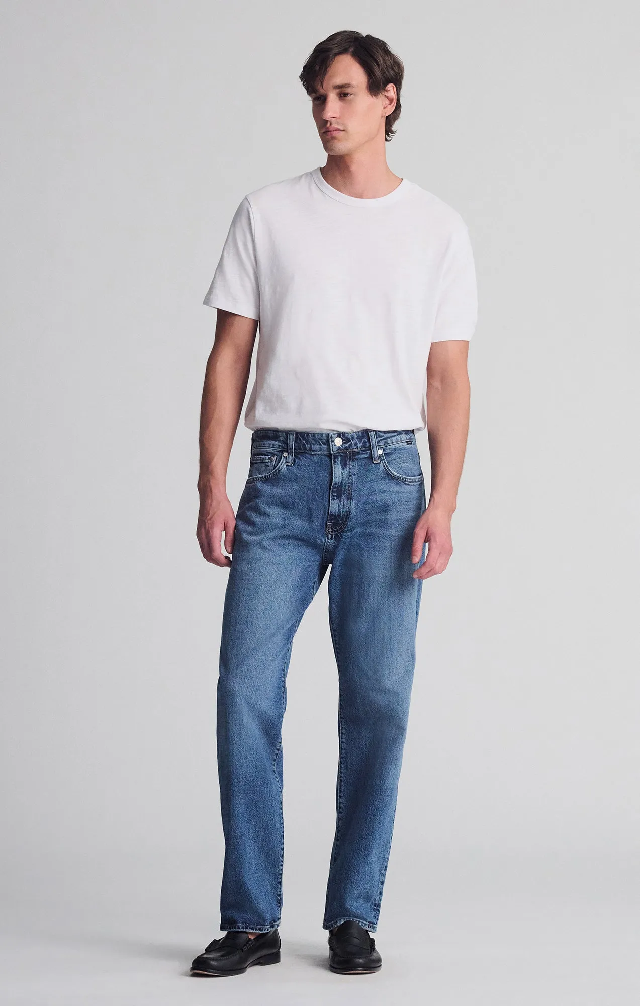 MARCEL LOOSE STRAIGHT LEG IN MID BRUSHED CLASSIC BLUE sold by Mavi product image thumbnail 3