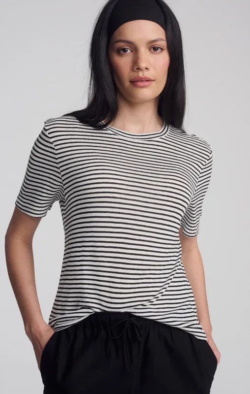 SHORT SLEEVE CREW NECK SHIRT IN BLACK STRIPE sold by Mavi